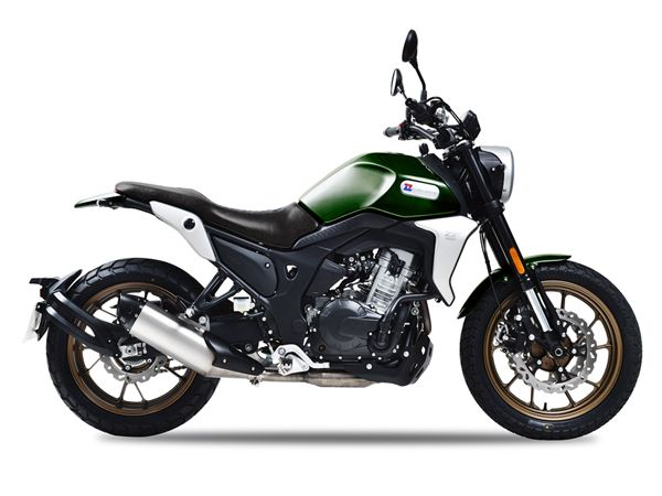 ��Խ400F