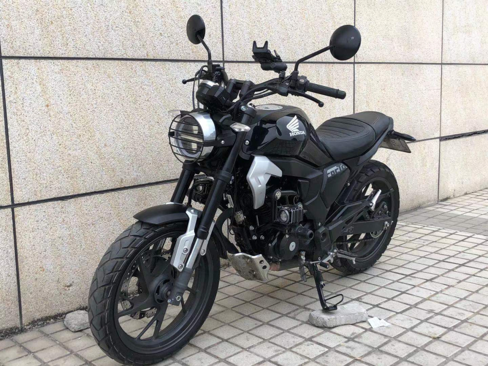  �´��ޱ���TR190����Ħ�г���