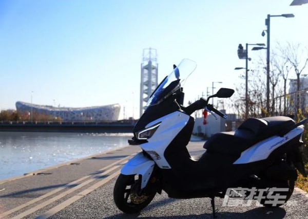 �������á��ɱ䣬�㻹���ľܾ��¿�JOYMAXZ300?!