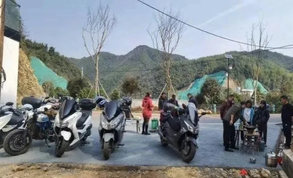 ��õķ羰��·�Ϲ���Ħ�Ѵ�̽�㺮կ