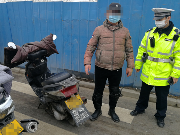 ����1Сʱ����4��������֤Ħ��...