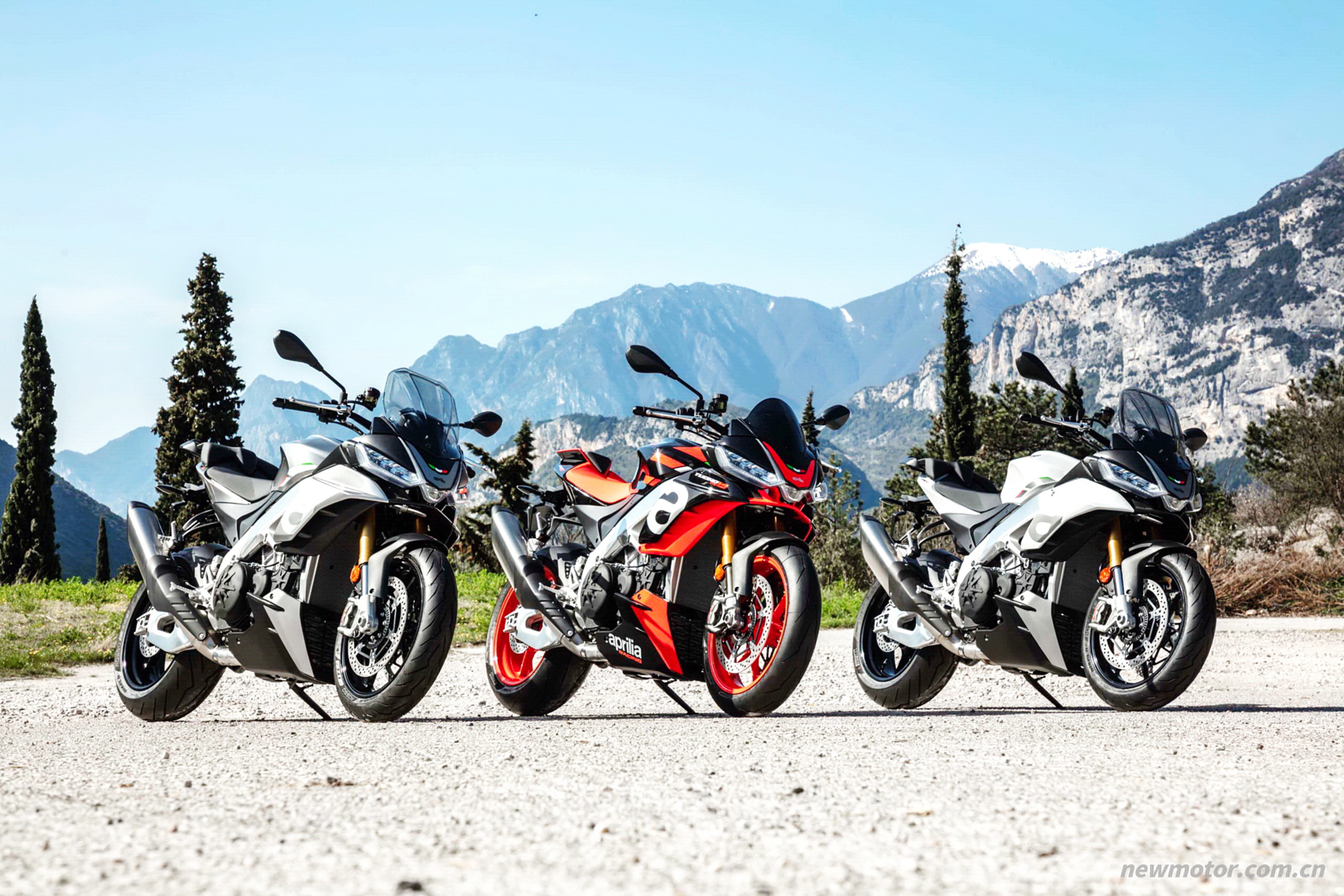 �������� ApriliaTUONO V4 FACTORY2021 Tuono V4 Factory