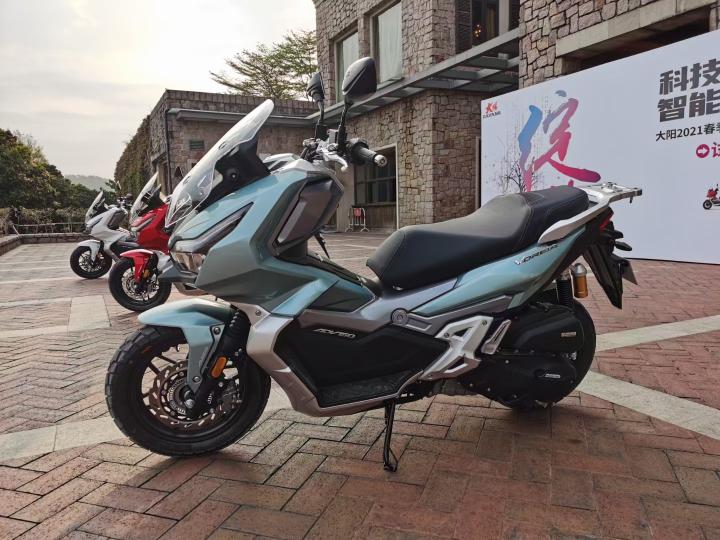 ����ADV150̤�峵������ˮ��������