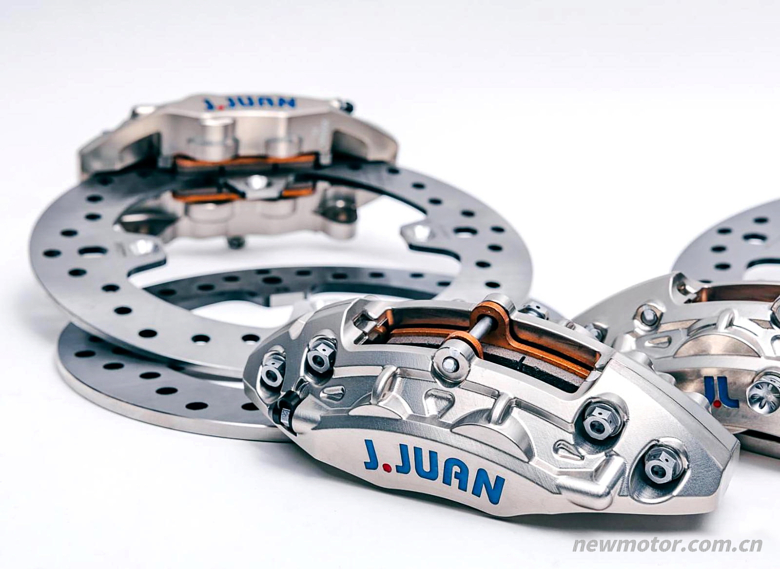 Brembo �����չ� J.JUAN
