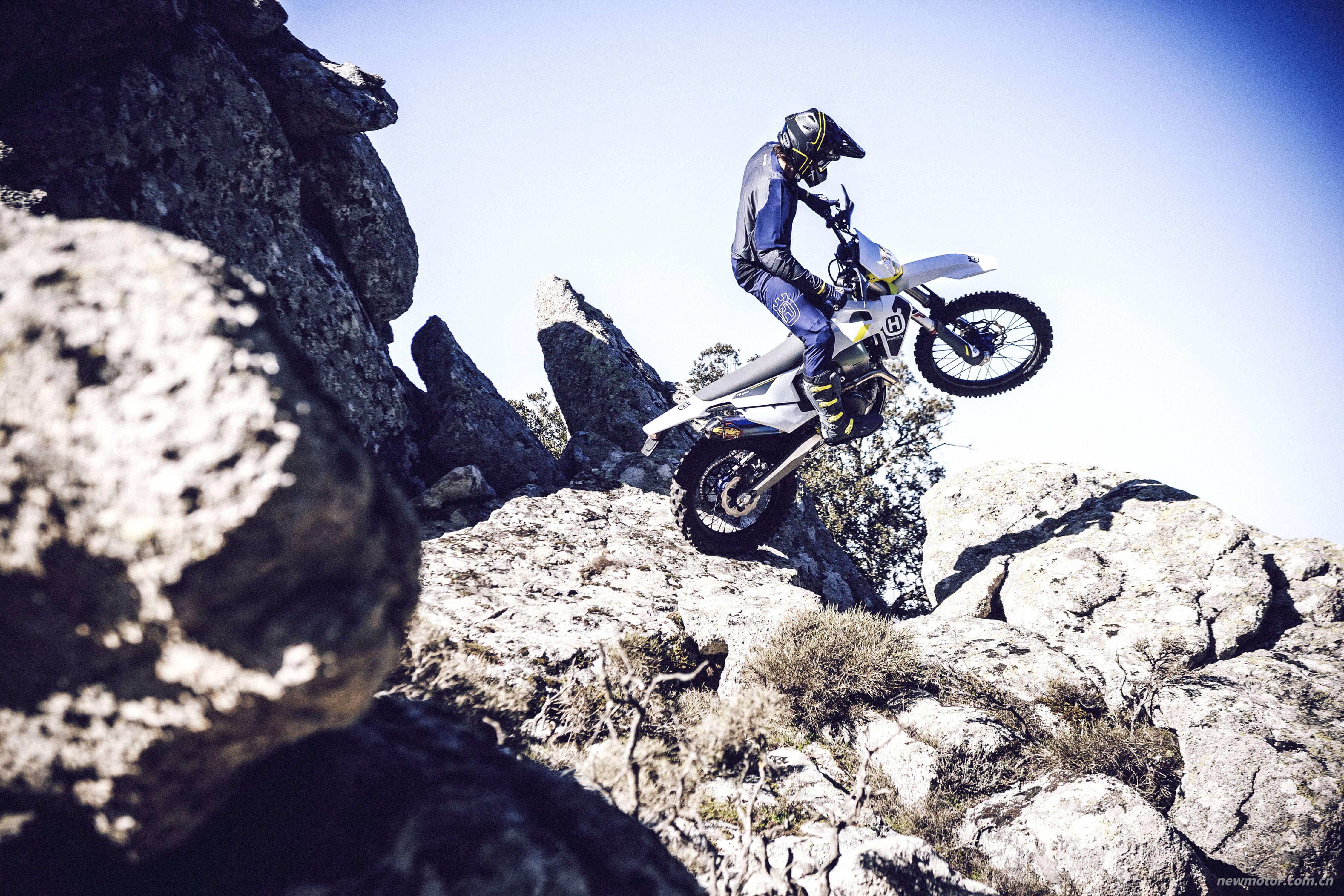 ��˹���� 2022 Enduro ����ԽҰ������������д��4T��