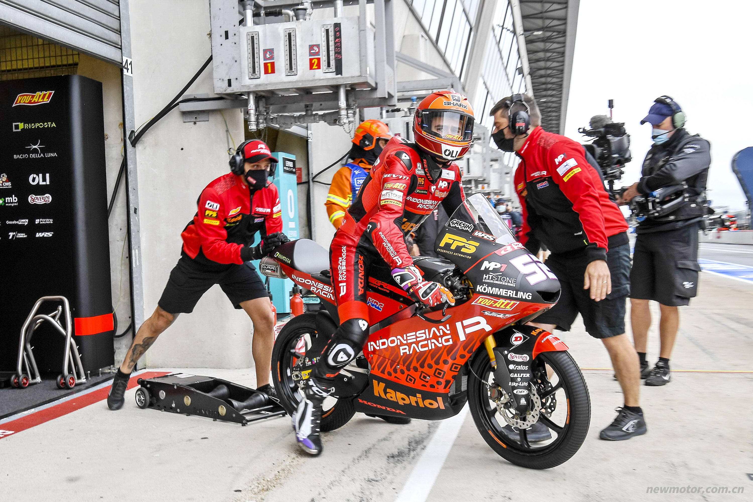 ������ҵ�����ע��Moto3 �����վ����˹�� Moto3 չ�־�����