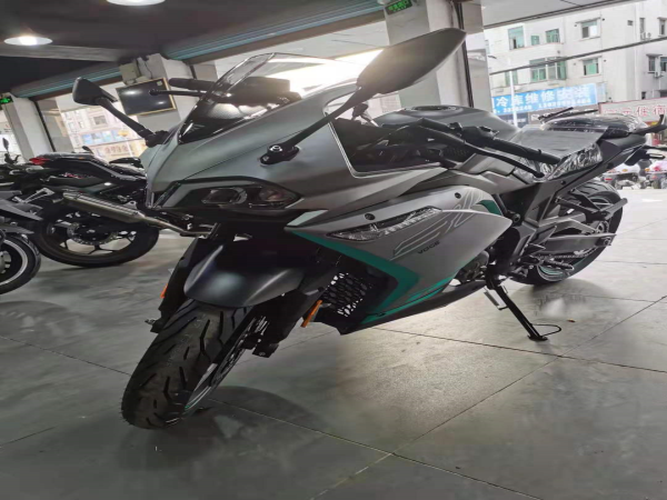 �޼�300RR