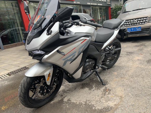 ������ RG3 SR400GS