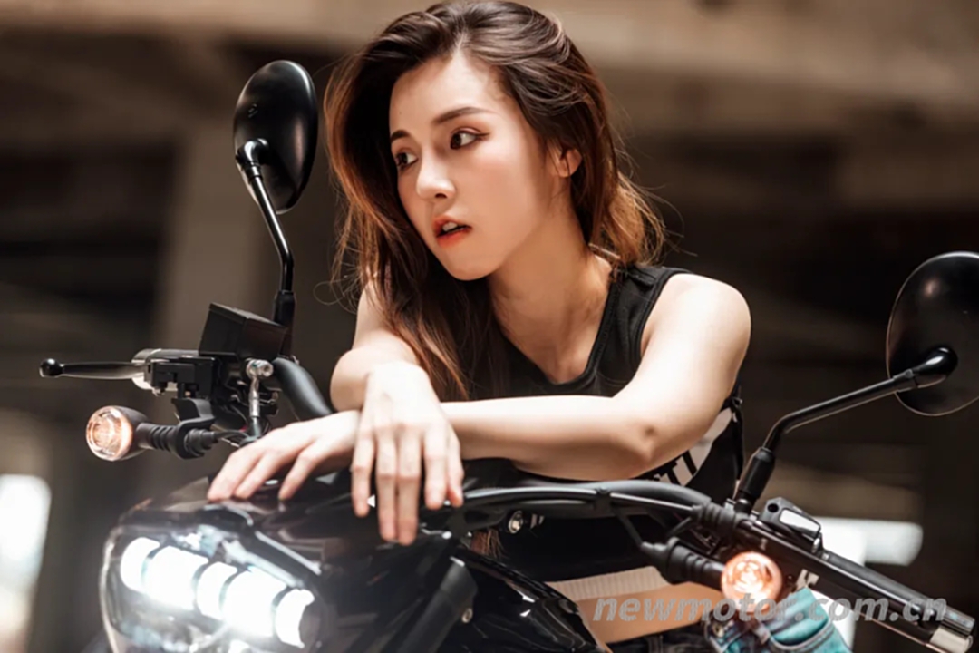 ����V16 SLF250-S������Ȼ���� С������V16S����