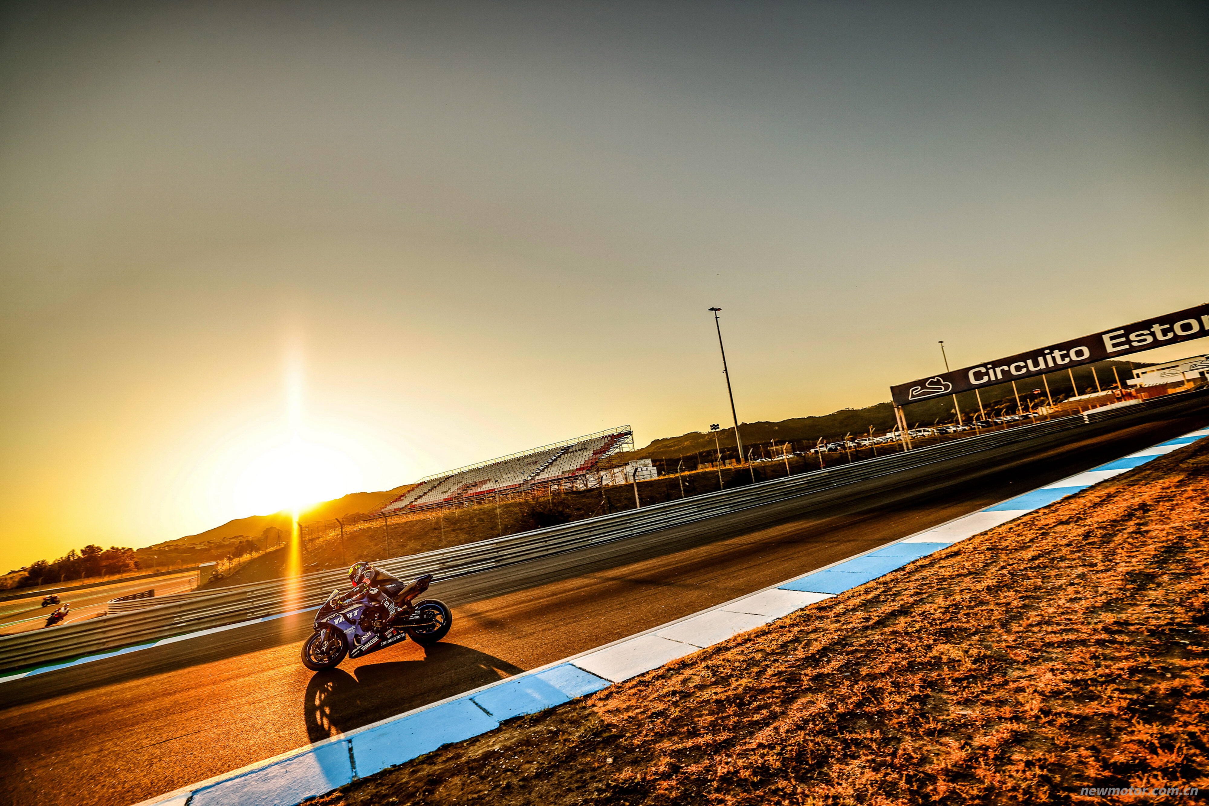 EWC 2021 ������վ����˹����ʮ��Сʱ������