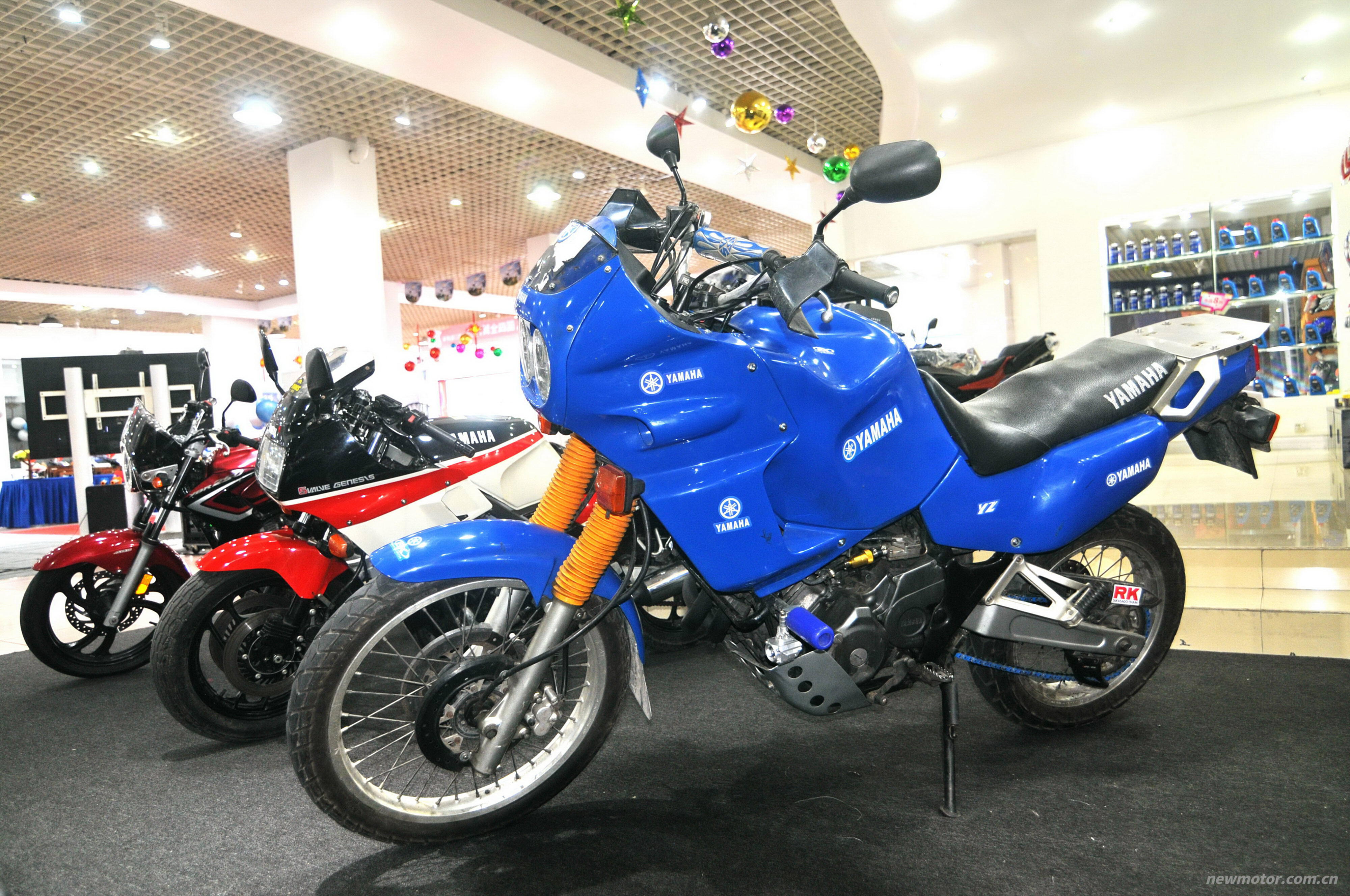 Yamaha ֱ�������׵ı�־�Բ�Ʒ��XTZ750 �����ʷ