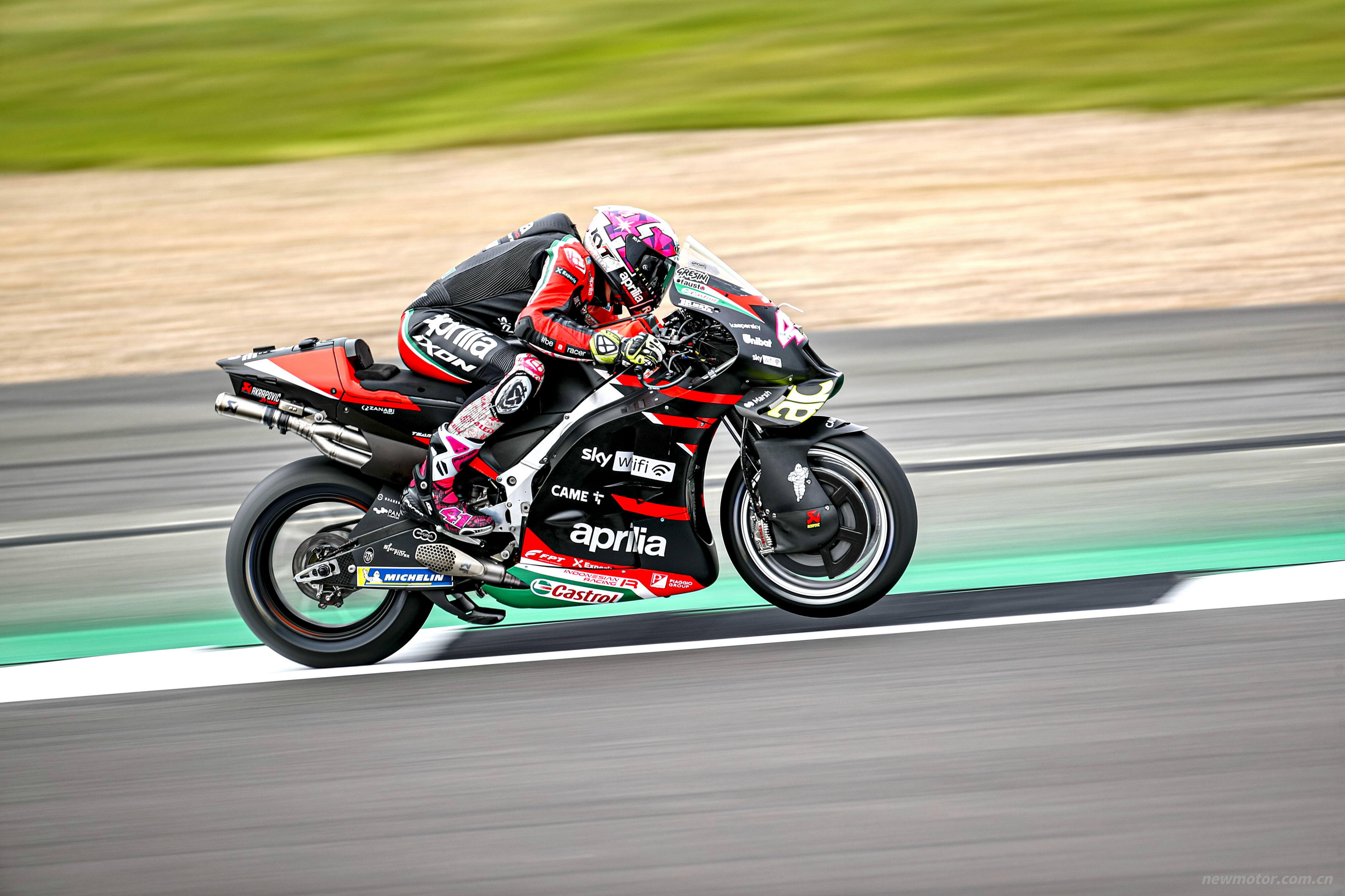 MotoGP 2021 Ӣ��վ�����������״ε��ϰ佱̨