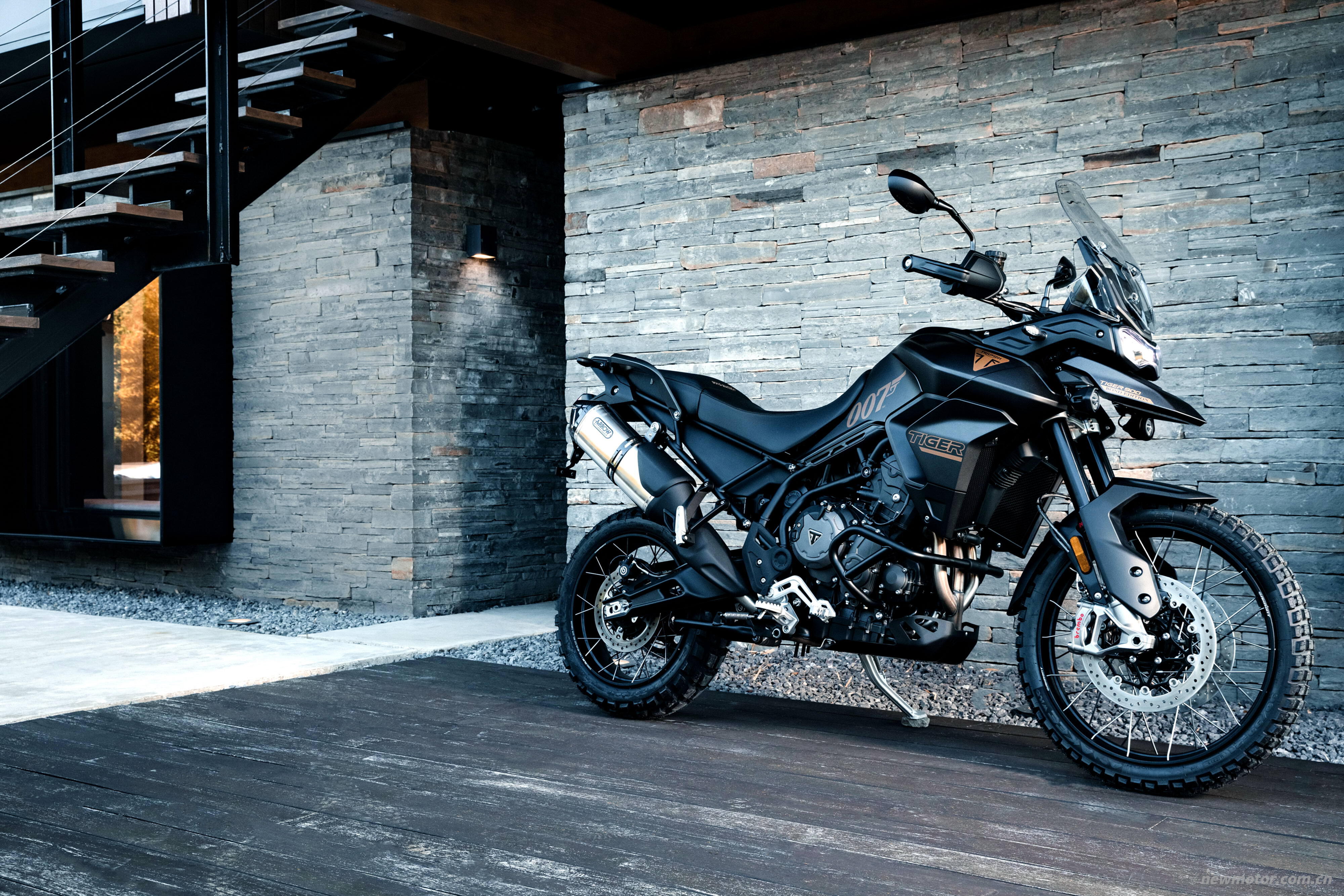 Triumph ����Ħ�� Tiger 900 Bond ���������
