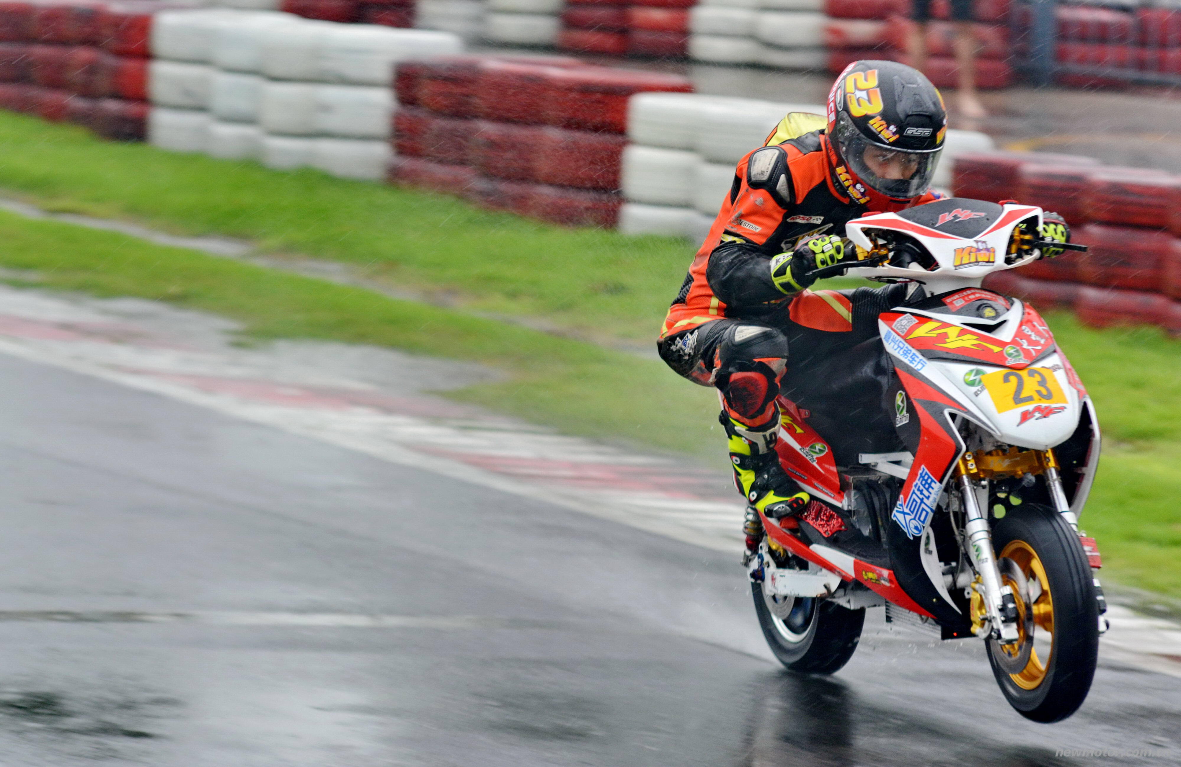���� PowerRace���Ͼ�Զ����������Դ��