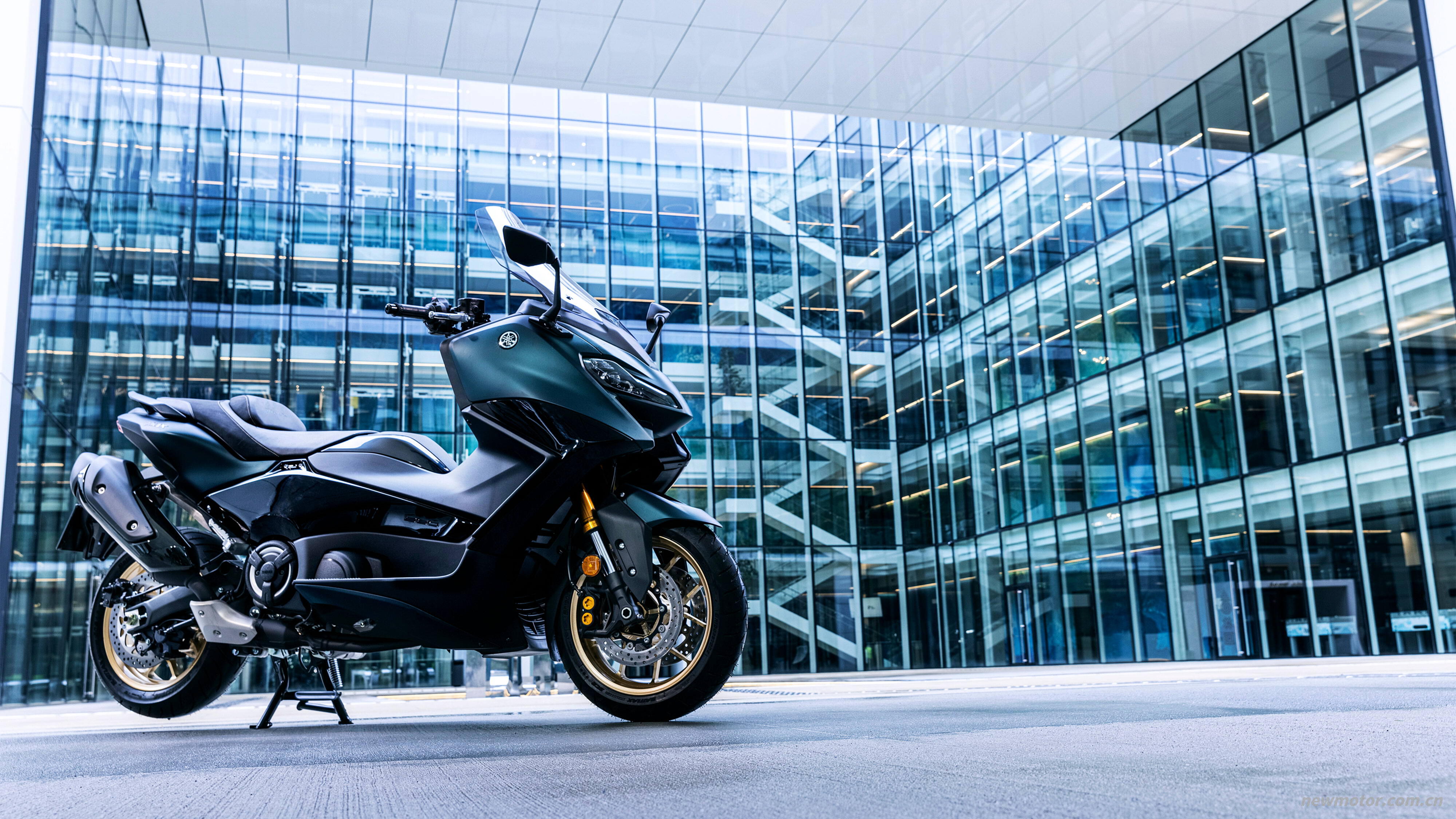 Yamaha ��һ�� XP500 TMAX��Tech MAX ������д