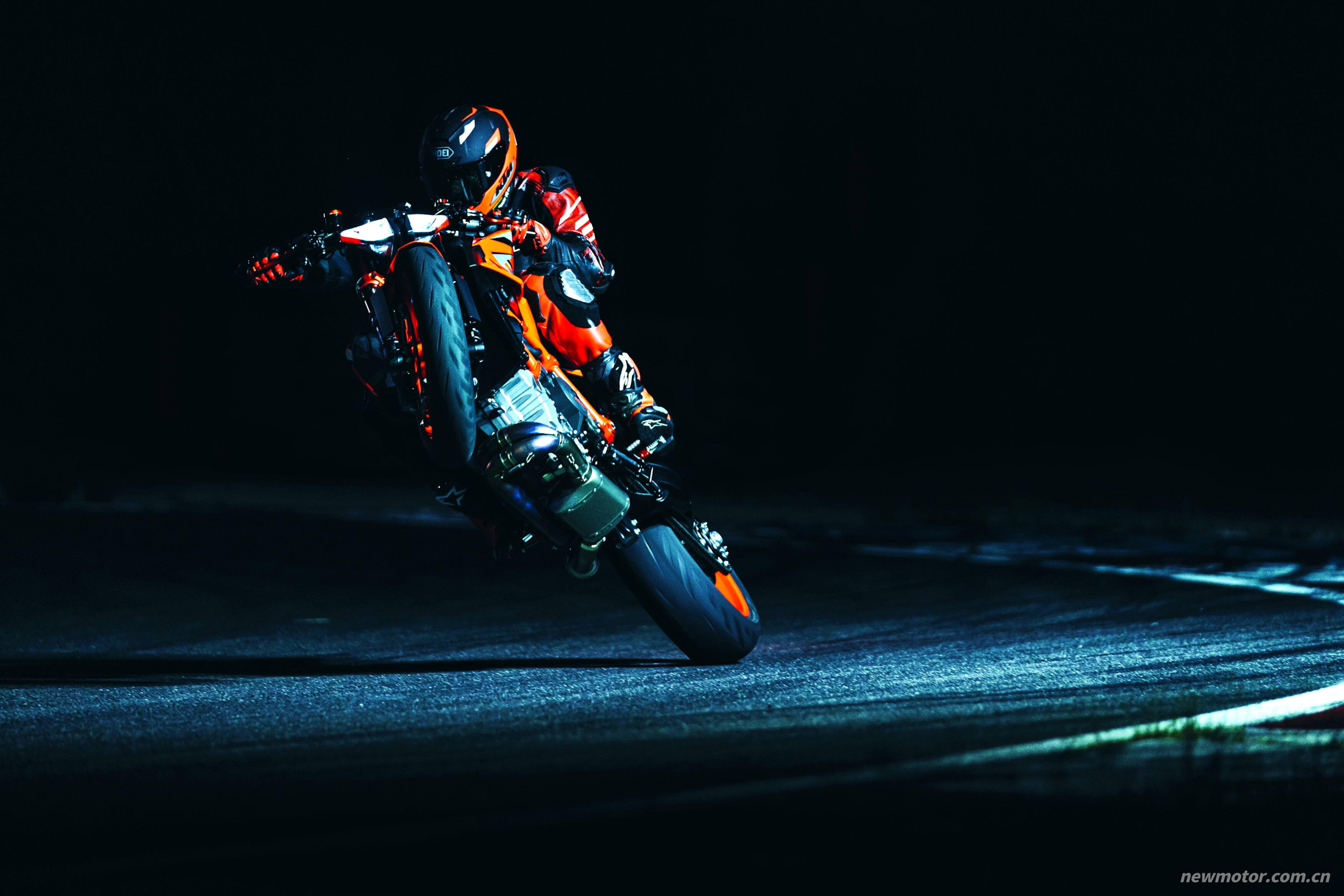 2022 KTM 1290 Supe Duke R��R Evo ������д��2��
