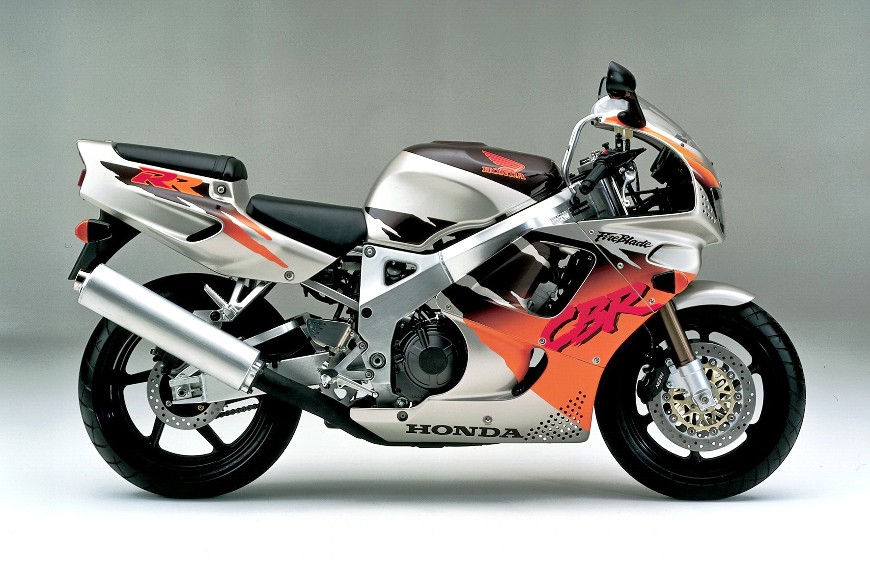 ����� CBR ���ϻ�����