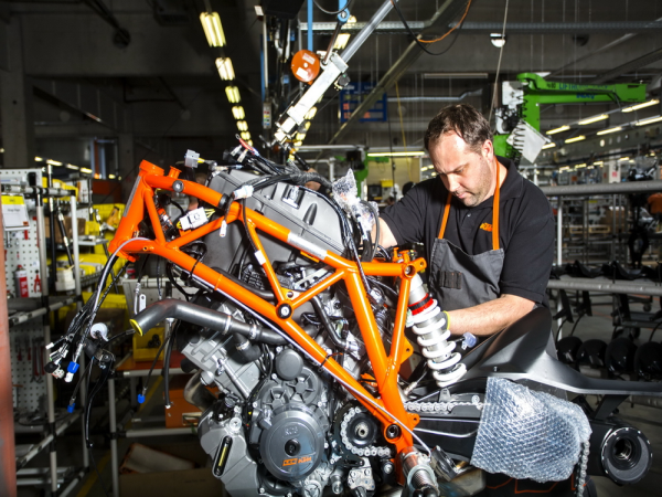 KTM&nbsp;AG&nbsp;����&nbsp;2021&nbsp;��������33����