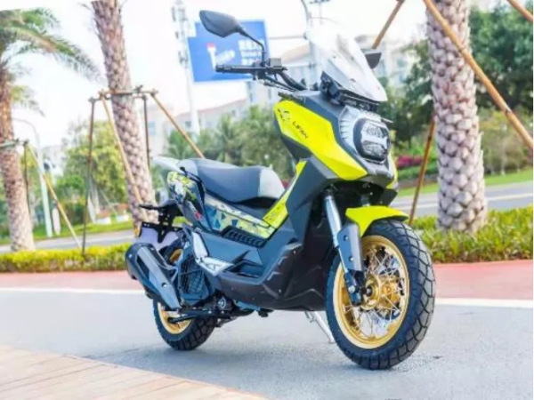 �·�ڣ���Щ���ۺͼ������е�ADV̤���̵㣨�ϣ�