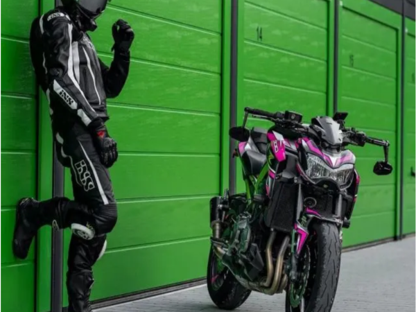 ������Z900˭������һ��