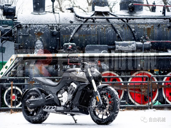 �����ĸ�һ���Ǵ����Լݱ�����700
