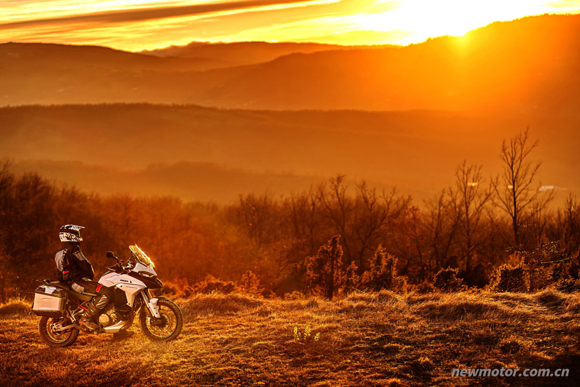 �ſ��Ϸ��� 2022 Multistrada V4 S