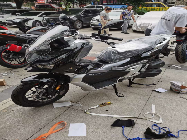 ����ADV150