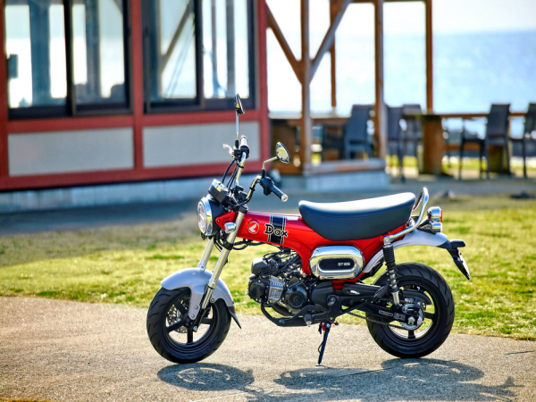 Honda&nbsp;ST125&nbsp;Dax&nbsp;������д
