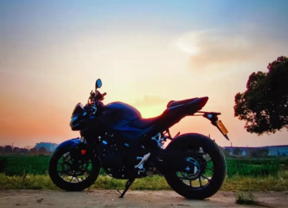 ׷Ѱ����������CB400F����ͬ��