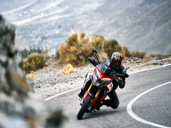 Multistrada&nbsp;V4�ٴ���������&nbsp;�ſ�