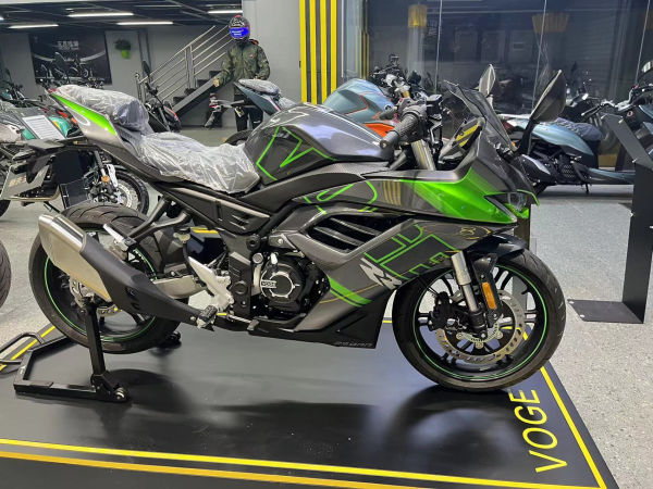 �޼�250RR