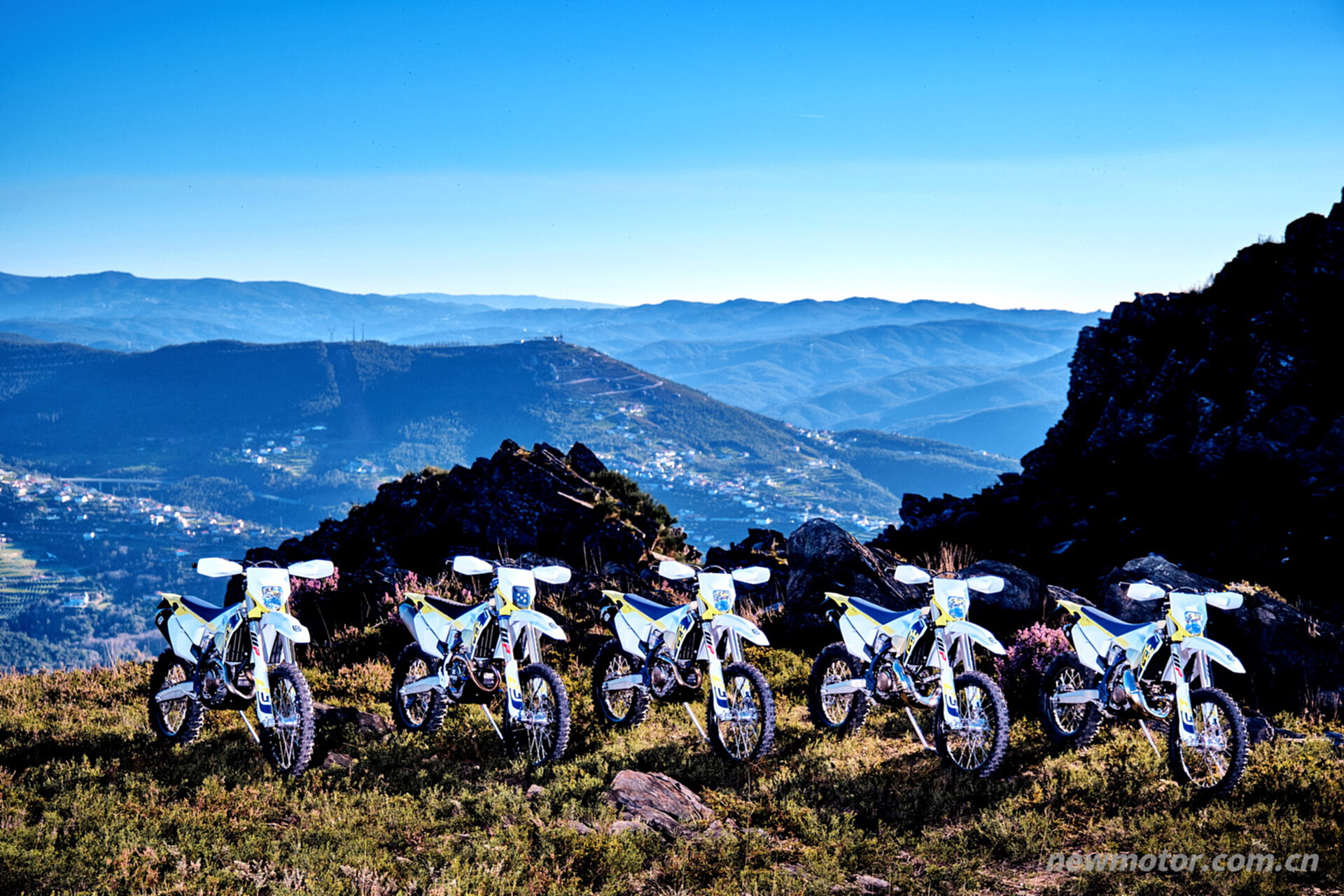 ��˹���� 2023 Enduro ����ԽҰ����ϵ��
