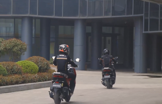 ����VRC150&nbsp;ADV̤�����һ�ִ�