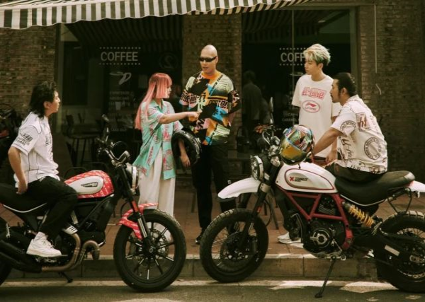 �й����������ӽ��µ�Caf��Racer��
