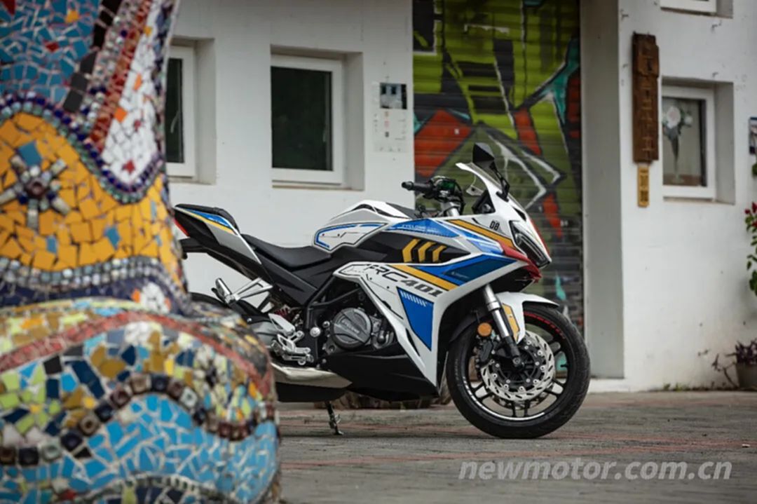 ������2022��RC401SR400GS-2˧���ַ�ɧ���ܳ���������RC401ʵ��չʾ