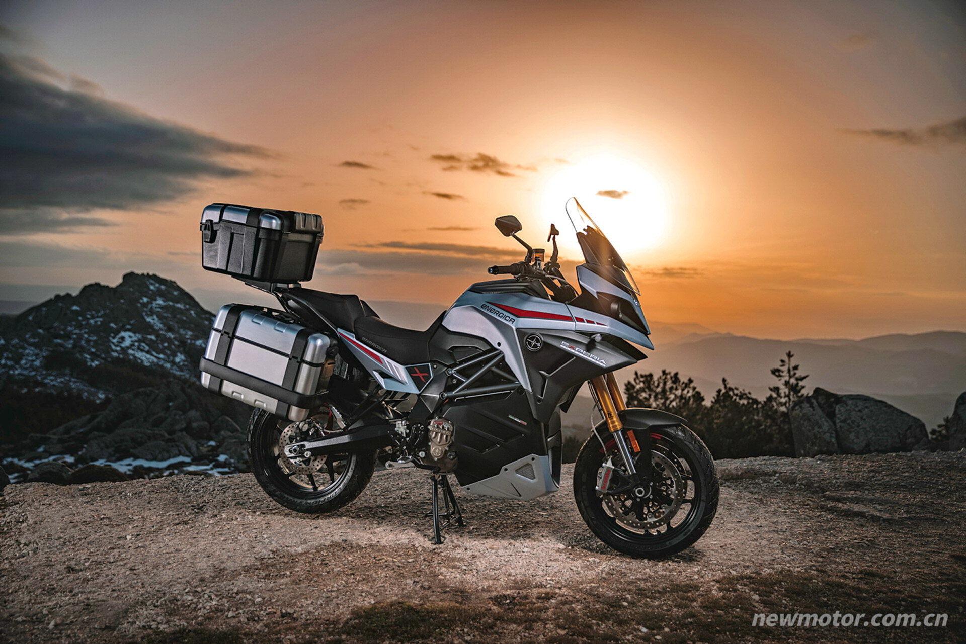 Energica ����ȫ�µ綯̽�ճ� Experia