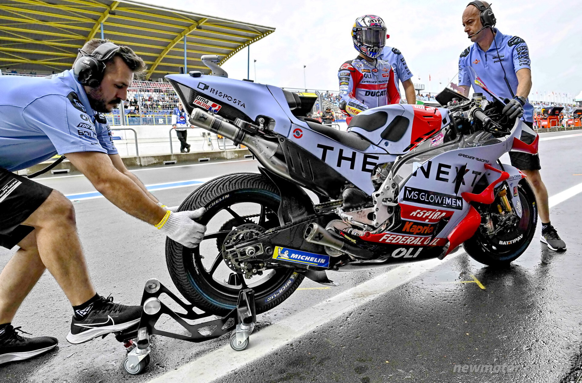 ������ҵ YOU-ALL��MotoGP ����վ�����ǰ�ĳ��