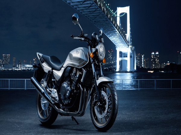 ����CB400�Իͣ������ĸ�500cc����
