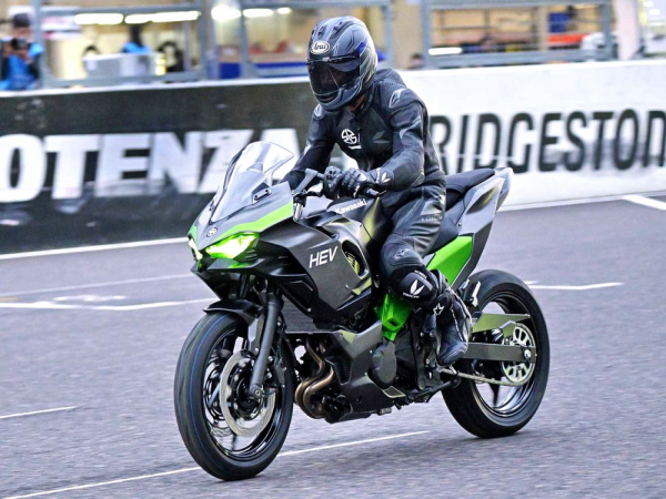 Kawasaki&nbsp;�綯����϶���ԭ�ͳ���