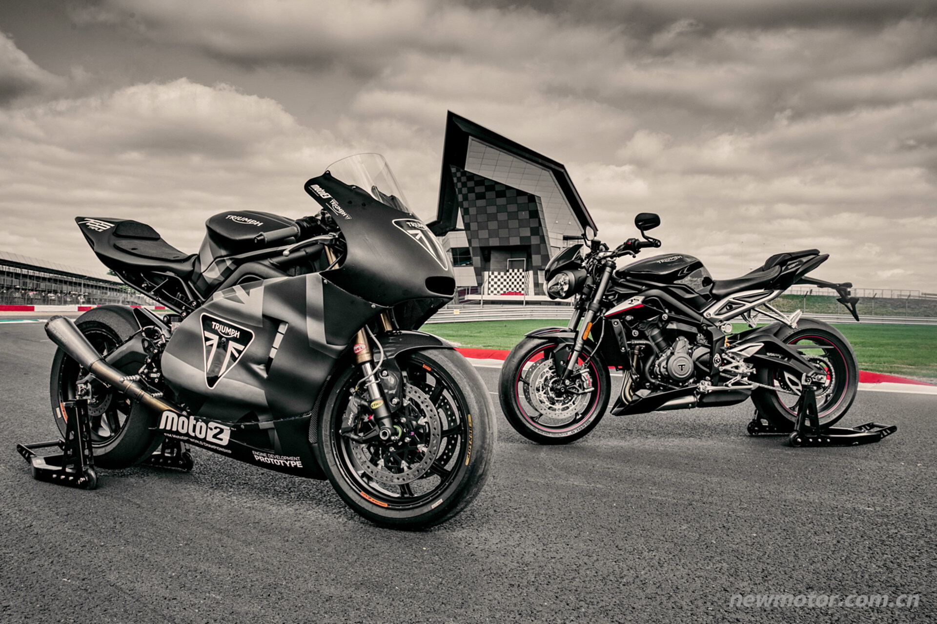 Moto2 ���껻װ���������� 765 �����׷�����