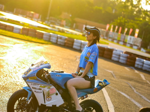 2022&nbsp;ΰҵ��&nbsp;GP��д�漯�������¡�Ů��������֮��
