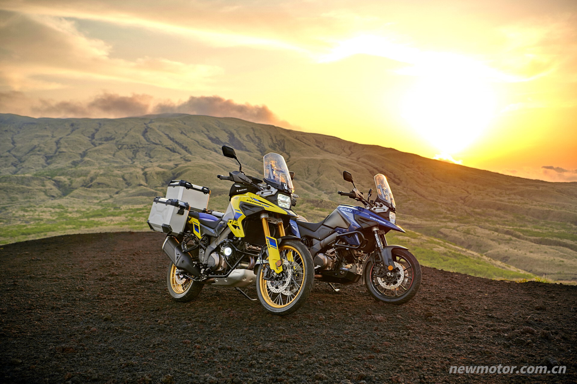 Suzuki �콢��̽�ճ� 2023 V-Strom 1050 ϵ��