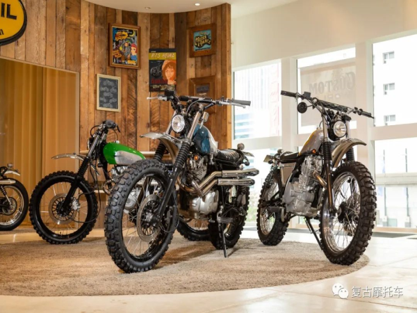 Custom&nbsp;World&nbsp;Scrambler