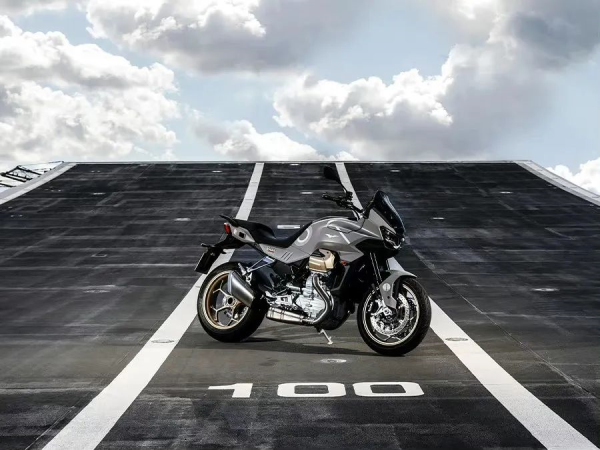 Moto&nbsp;Guzzi&nbsp;������&nbsp;&nbsp;V100&nbsp;Mandel