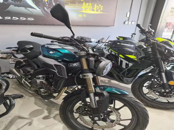 ֱ��2000��ӥ S25ȫ�³�