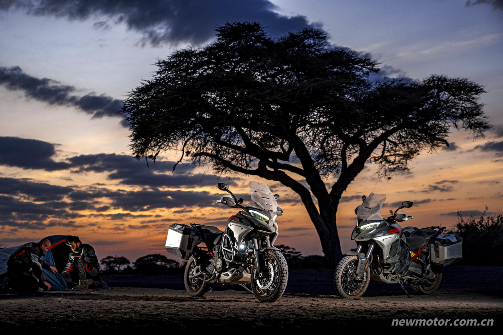 �ſ��� 2023 Multistrada V4 Rally ������д