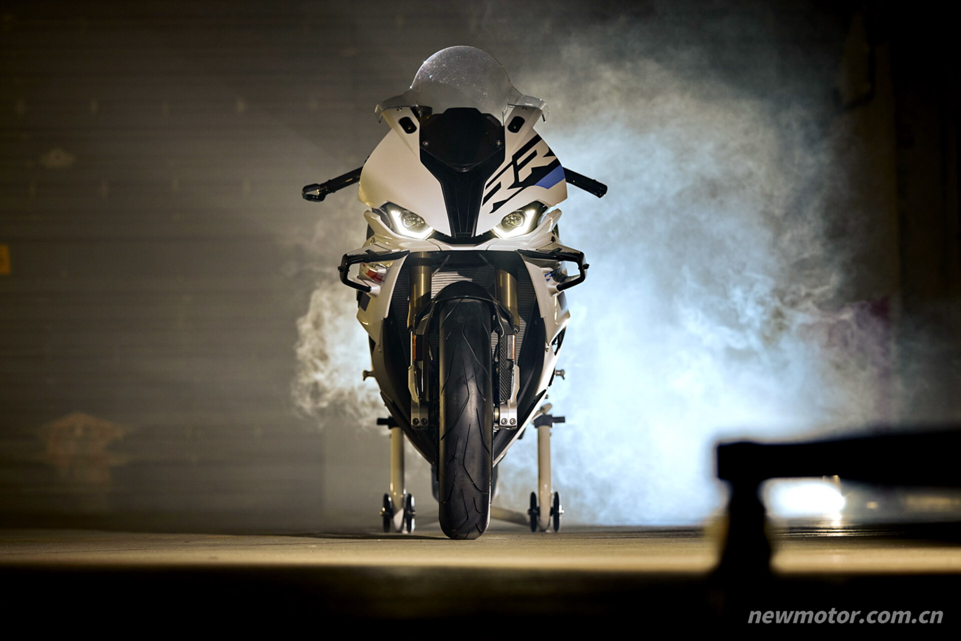 BMW Motorrad ����Ħ�з����� S1000RR �ܳ�