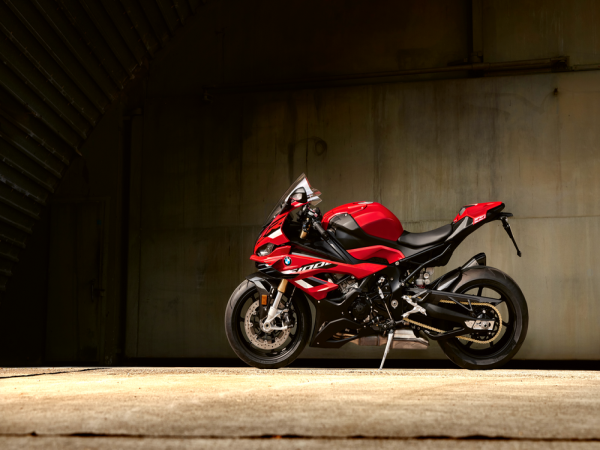 ����Ħ�з�����&nbsp;S&nbsp;1000&nbsp;RR&nbsp;������
