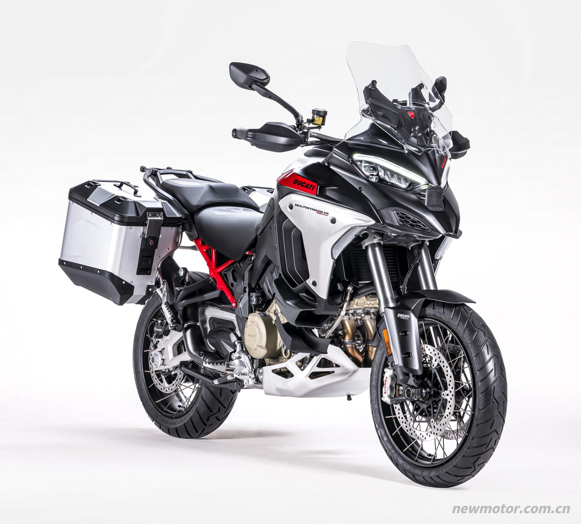 �ſ��� 2023 Multistrada V4 Rally ϸ�ڼ��