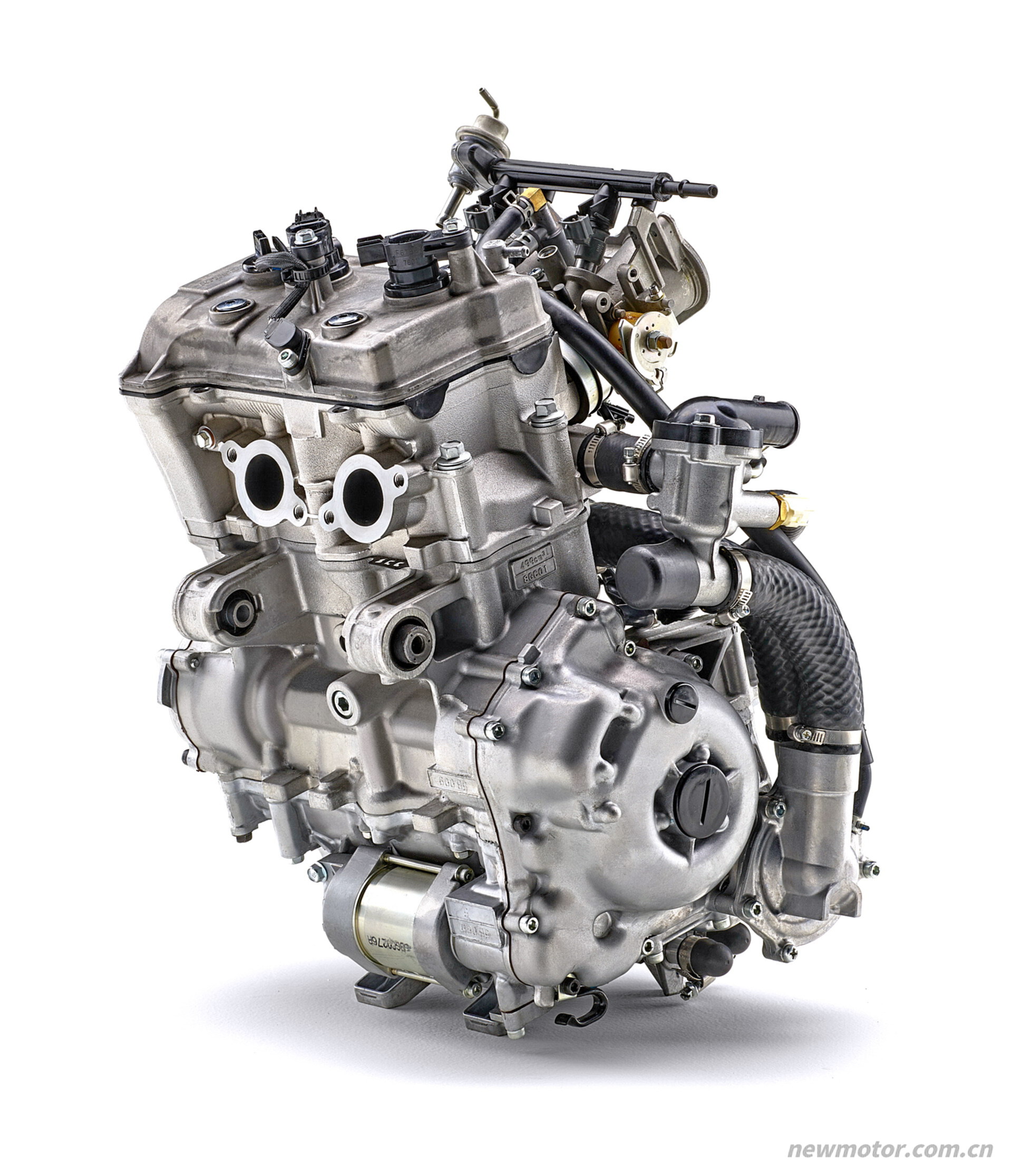 Yamaha �������ͺ�����С�ͷɻ������Էɽ׶�